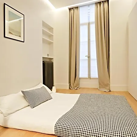 Beautiful Jardin Luxemboug Rue Ferou Apartment Paris